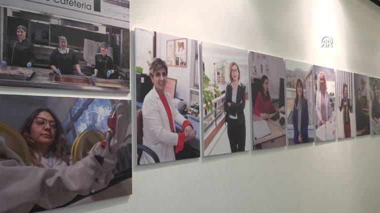 ODTÜ'de ‘Cumhuriyetin 101. yılında 101 kadın fotoğrafı’ temalı sergi - Resim: 6